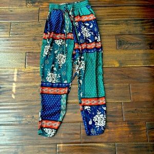 Multi pattern pants, size 4